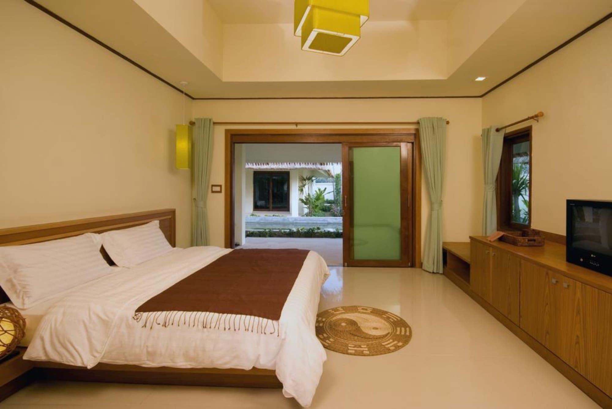 Nantra de Deluxe Hotel Had Yao Beach Bagian luar foto