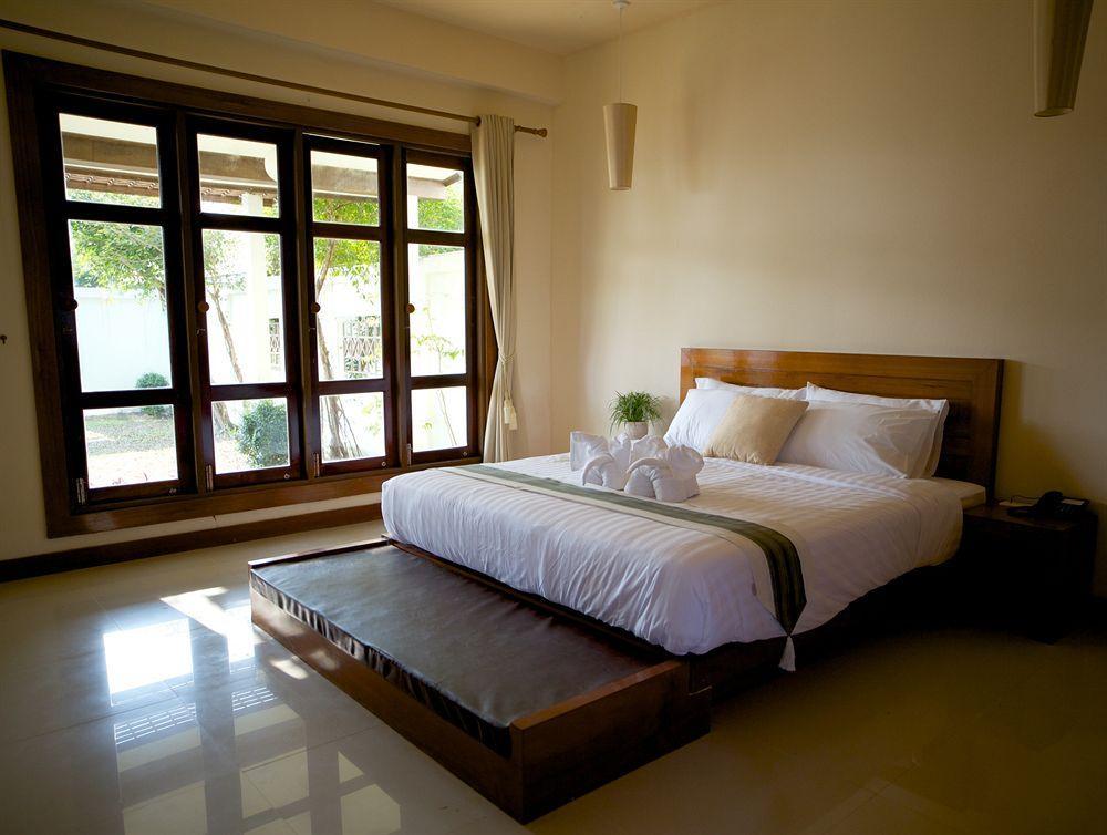 Nantra de Deluxe Hotel Had Yao Beach Bagian luar foto
