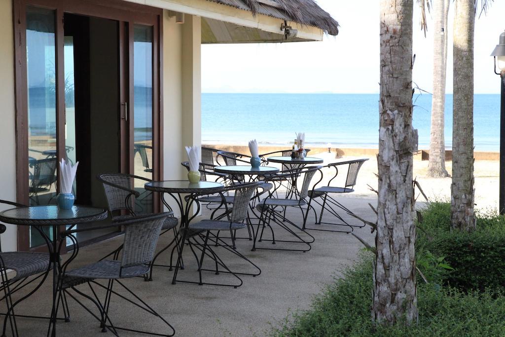 Nantra de Deluxe Hotel Had Yao Beach Bagian luar foto